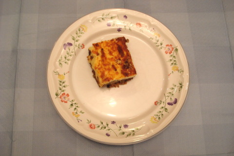 ΜΟΥΣΑΚΑΣ ΣΕ ΧΑΡΤΙΝΟ ΤΡΑΠΕΖΟΜΑΝΤΗΛΟ LIBO ΓΑΛΑΖΙΟ ΚΑΡΟ