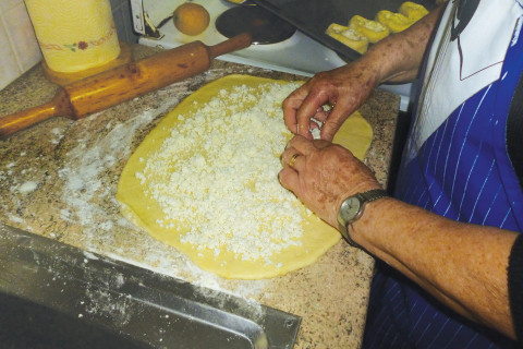 ΚΡΟΥΑΣΑΝ ΤΥΡΙΟΥ ΤΡΑΠΕΖΟΜΑΝΤΗΛΑ LIBO 2