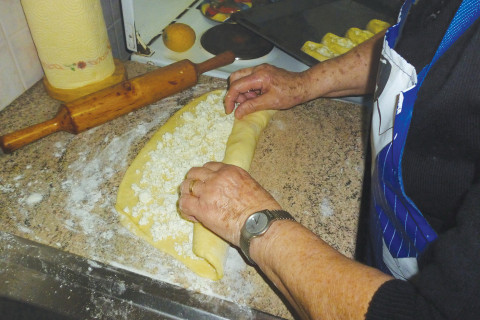 ΚΡΟΥΑΣΑΝ ΤΥΡΙΟΥ ΤΡΑΠΕΖΟΜΑΝΤΗΛΑ LIBO 3