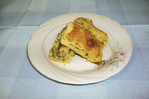 ΣΤΡΙΦΤΗ ΣΠΑΝΑΚΟΠΙΤΑ ΜΕ ΦΕΤΑ & ΑΝΘΟΤΥΡΟ 1